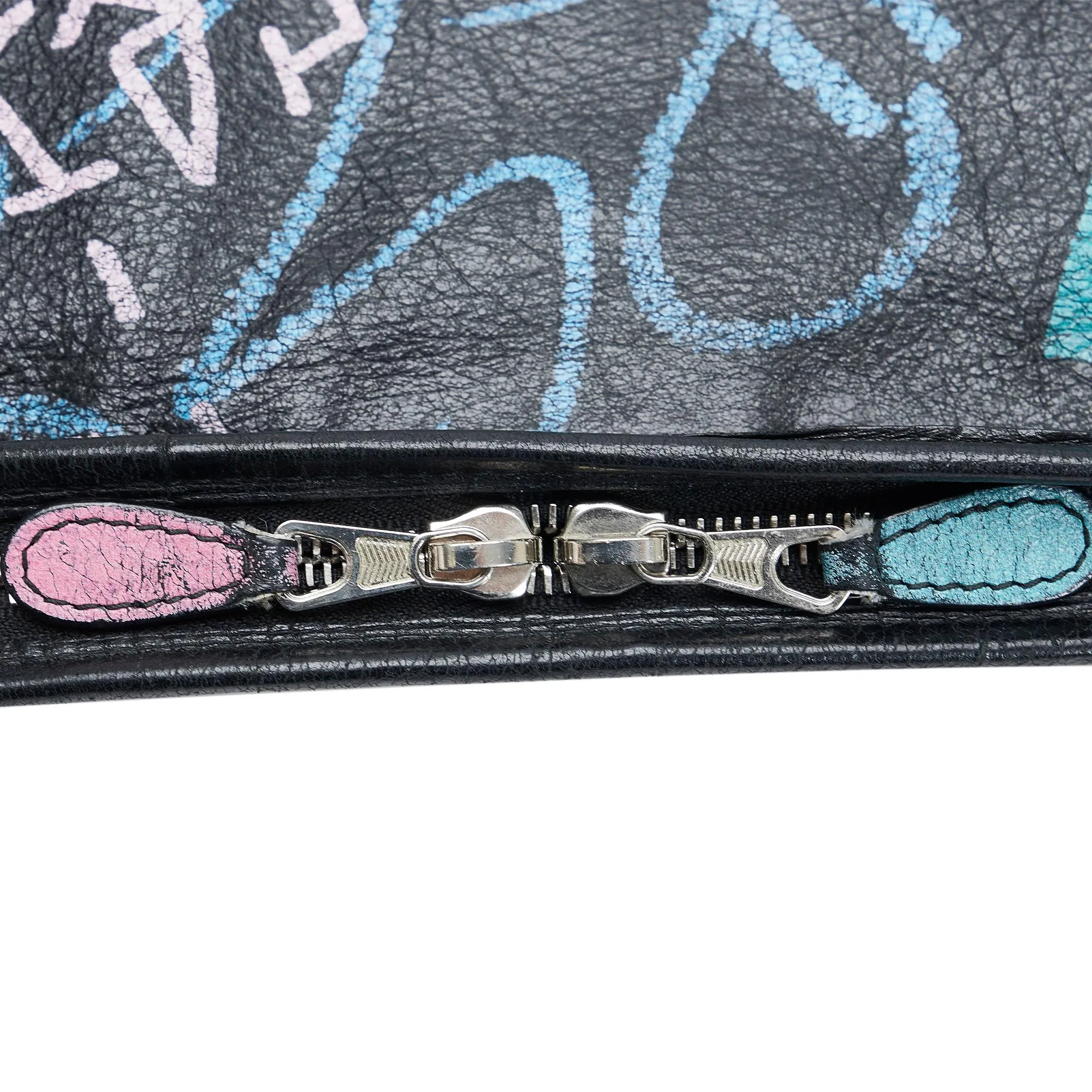 Balenciaga Graffiti Bazar Clutch Bag (SHG-3dtppR)