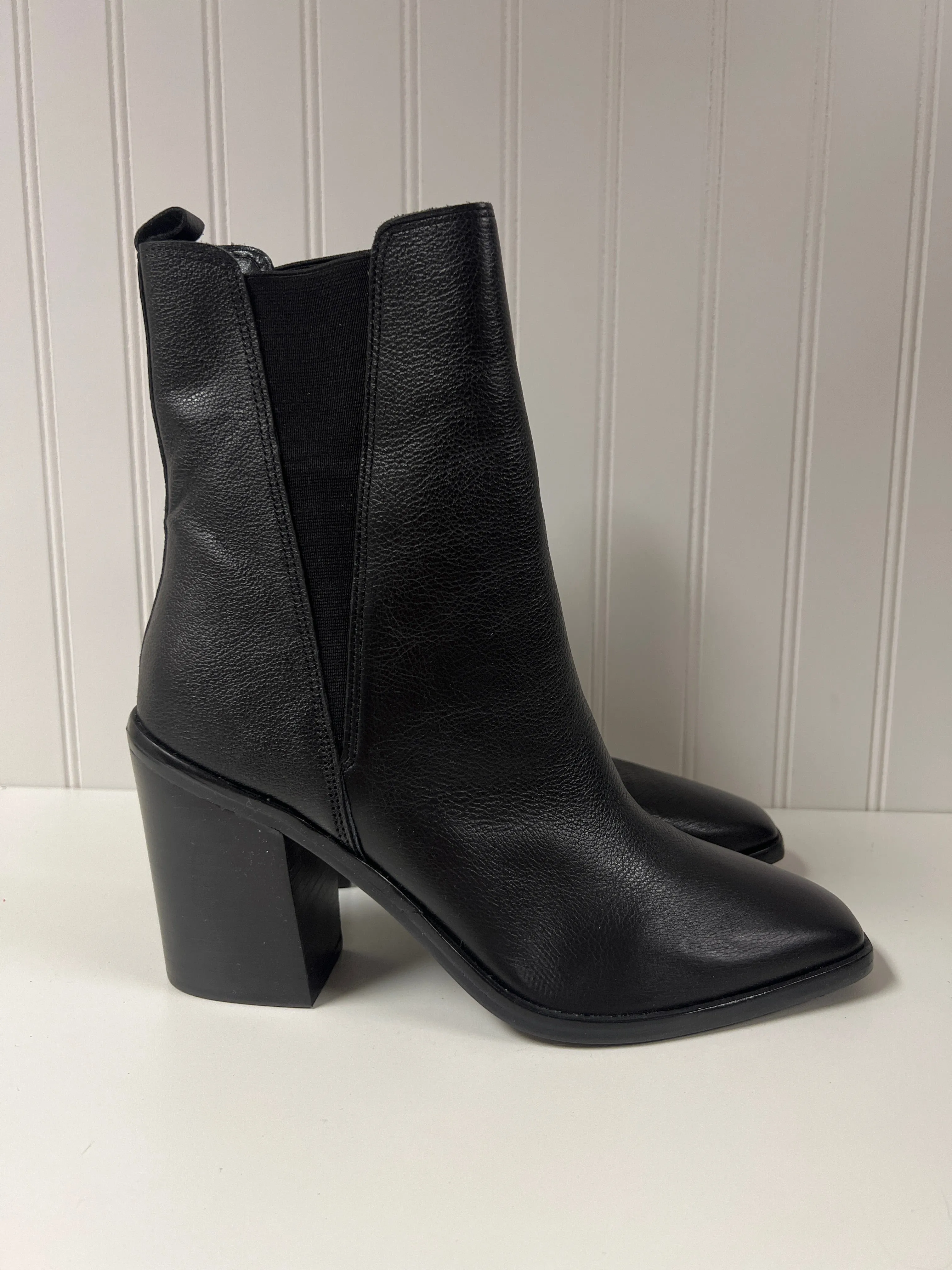 Black Boots Ankle Heels Marc Fisher, Size 10