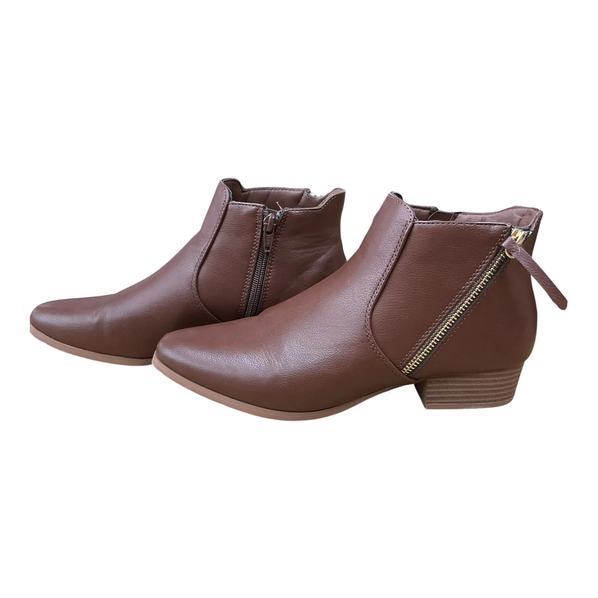 Boots Ankle Heels By Croft And Barrow In Brown, Size: 9.5