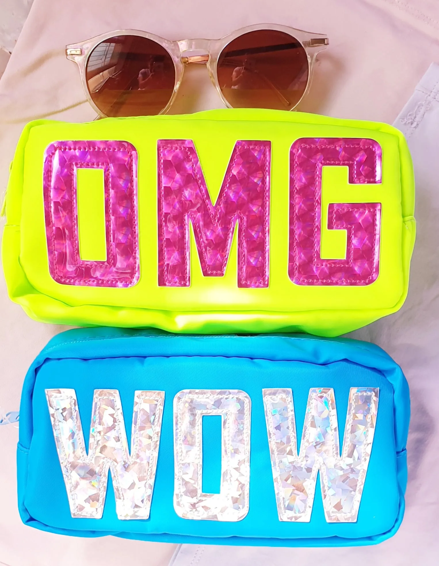 Fabulous Neon Organizer - Wow